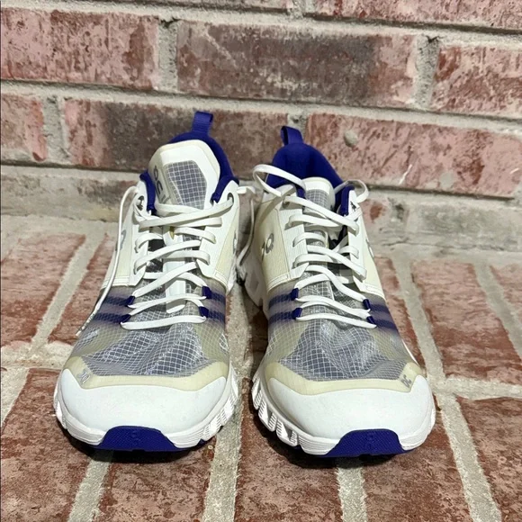 Mens On Cloud Versa lifestyle Running White and Purple Athletic Shoes size 8.5 - Picture 13 of 14